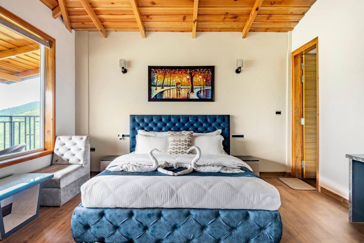 The Lookout - Luxurious At Mukteshwar