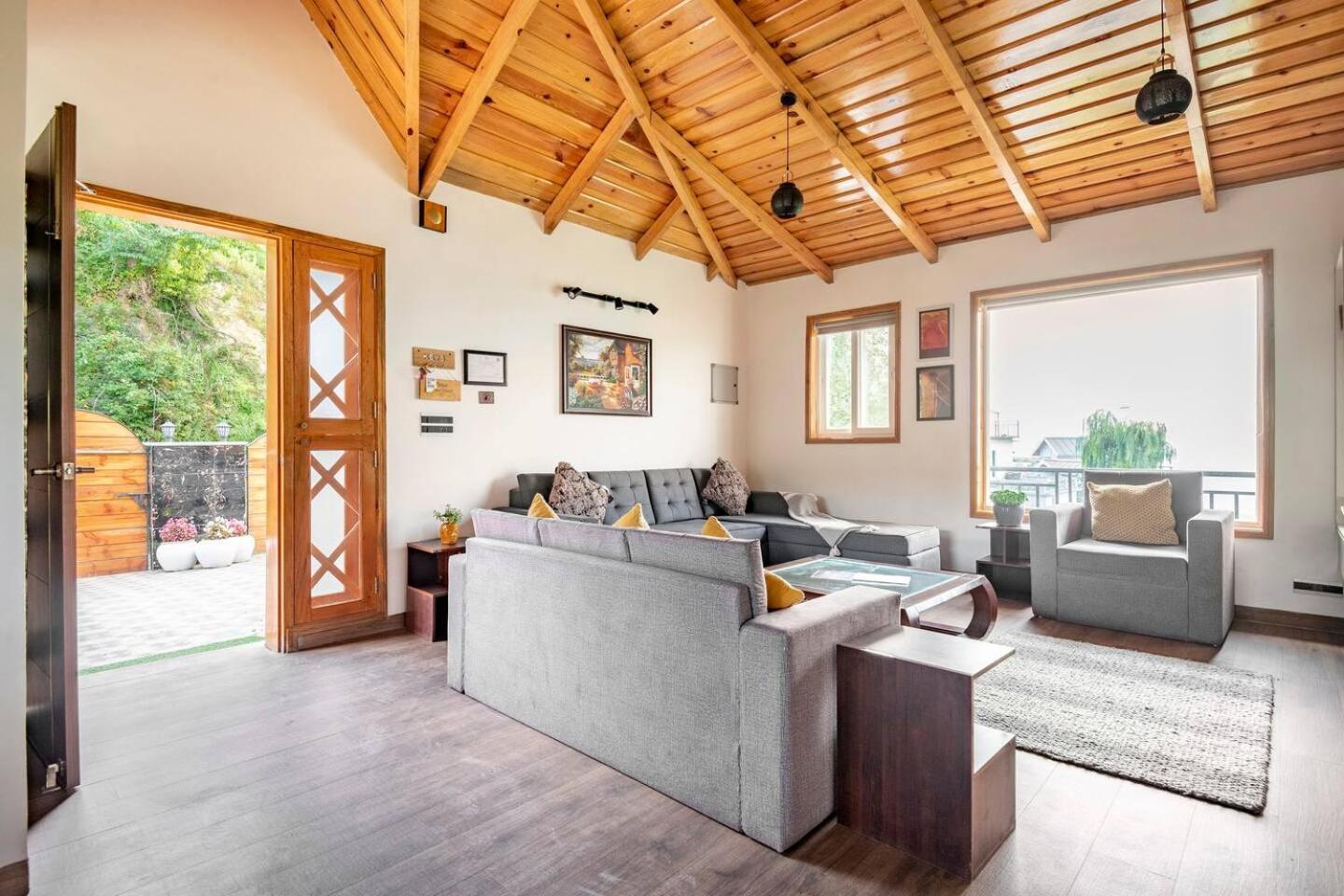 The Lookout - Luxurious At Chalet