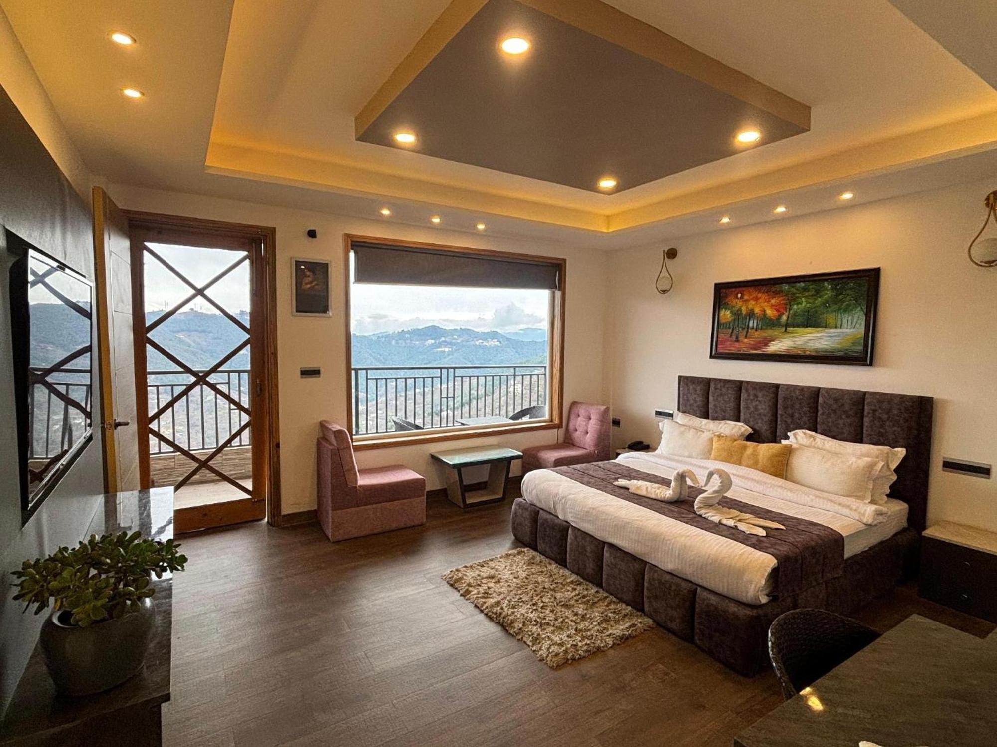 The Lookout - Luxurious At * Mukteshwar